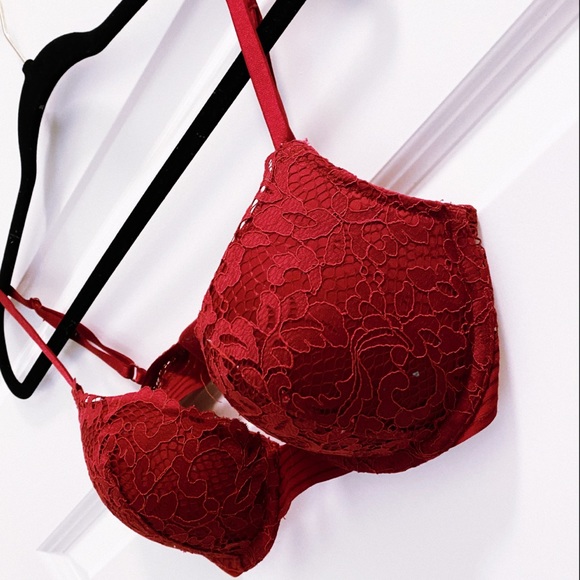 VICTORIA’S SECRET very sexy bra - Picture 2 of 7
